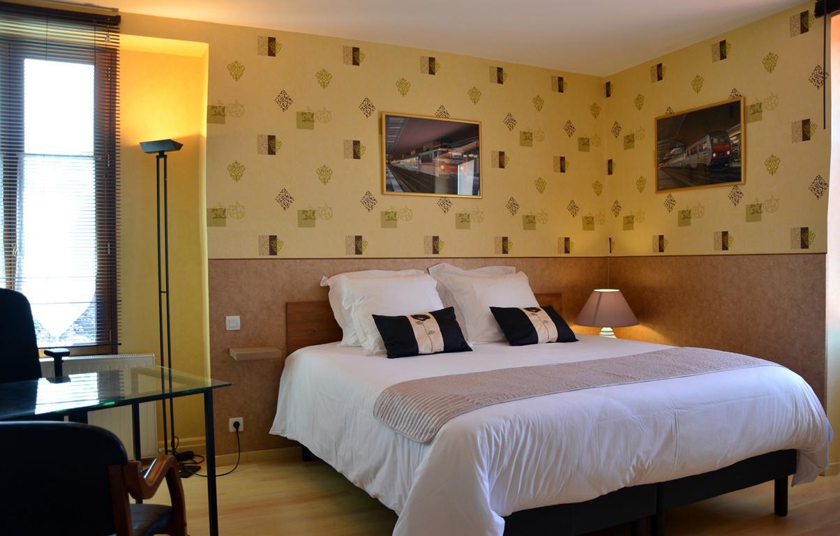 Bed and Breakfast Avenue de la Gare à Riscle Extérieur photo