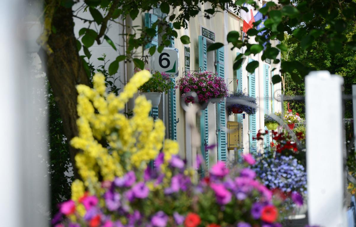 Bed and Breakfast Avenue de la Gare à Riscle Extérieur photo